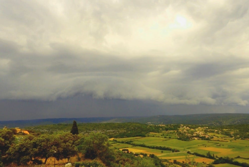 Orages dans les Bouches-du-Rhône le 31 mai 2014. (c) Julien DEL VOLGO