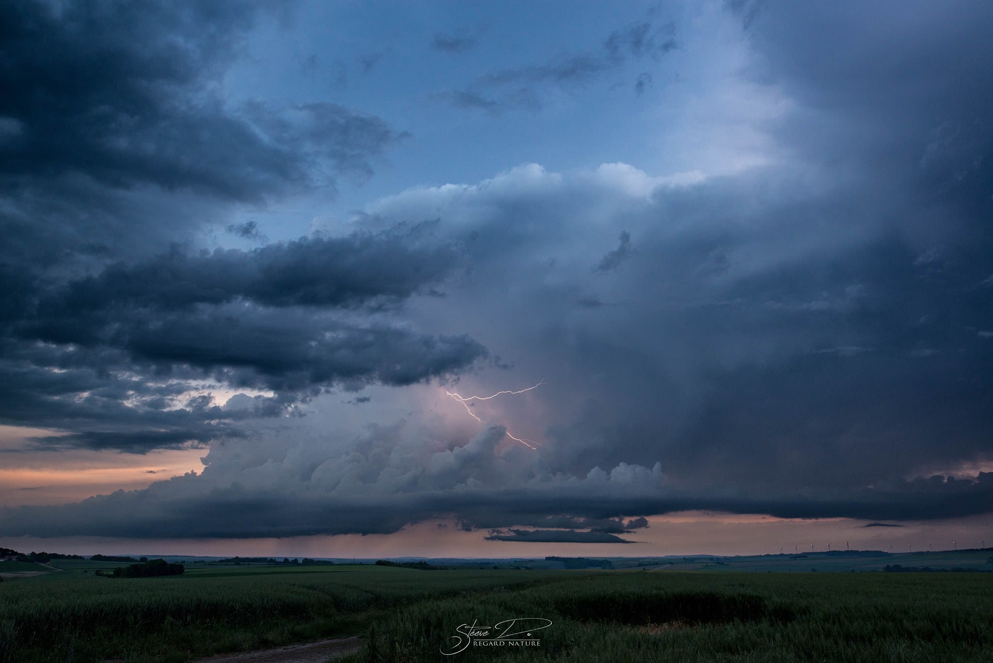 Orages en fin de journée du 29 mai dans les Ardennes Orages en fin de journée du 29 mai dans les Ardennes
