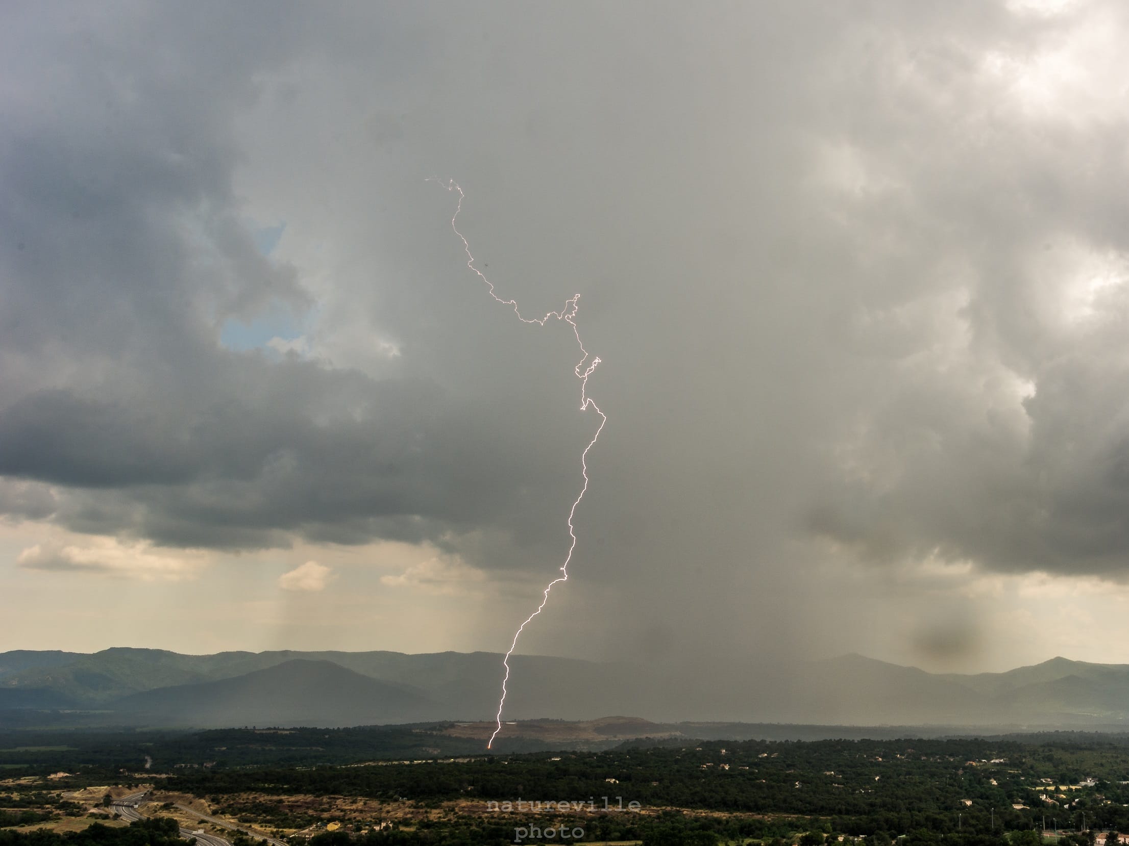 Foudre sur le Var l'après-midi du 1er juin