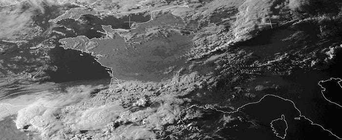 Image satellite du 12 août 2013 à 20h locales. Une ligne d'orages active balaie la Lorraine puis l'Alsace. Source : Eumetsat