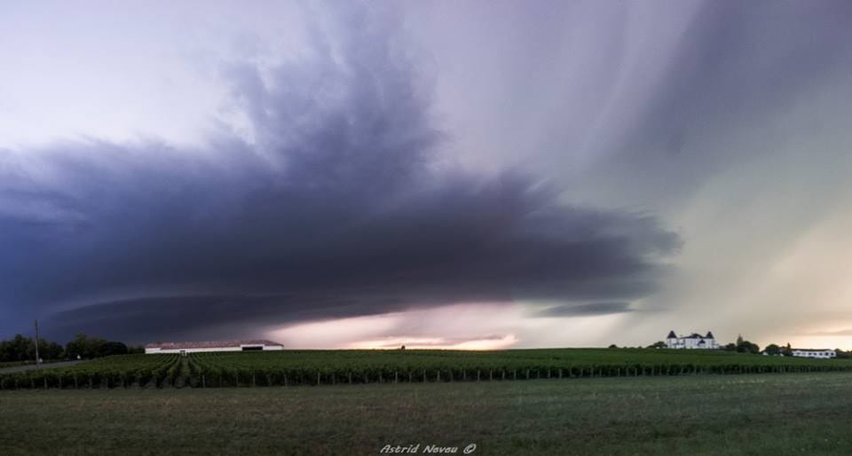 Supercellule vue depuis la Gironde. (c) Acriiid33