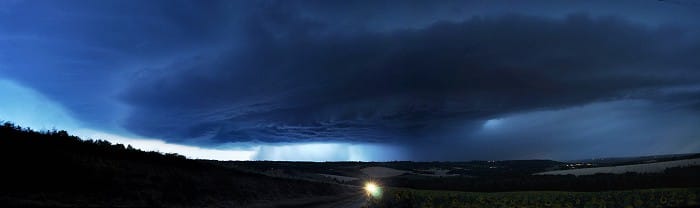 Supercellule en Dordogne, près de Périgueux, le soir du 2 août 2013. (c) Mathieu MAYOUX