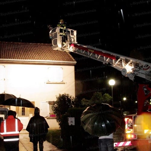 Dommages à Doncourt-lès-Conflans, après un phénomène venteux virulent, le 14 octobre 2013. (c) Le Républicain Lorrain