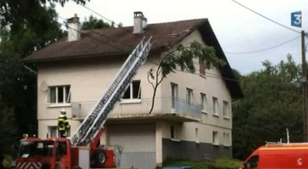 Dommages consécutifs à un phénomène venteux violent, sur la commune de Charquemont, dans le Doubs, le 4 août 2014. (c) France 3 Franche-Comté