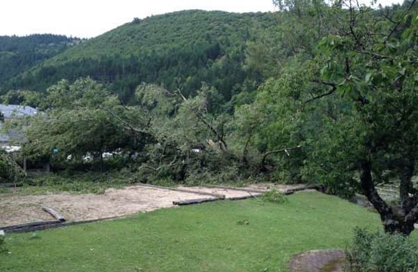Dégâts à Florac, en Lozère, après le passage d'un orage violent en fin de nuit du 19 au 20 juillet 2014. (c) Eric Fourel