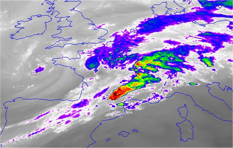 Image satellite infra-rouge de 18h TU Image satellite infra-rouge de 18h TU