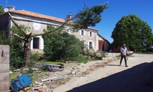 Dommages à Cherves-Châtelars, le 21 mai 2014. (c) La Charente Libre