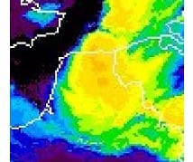 Image satellite thermique du 09/11/2001 à 02Z - L'image thermique met en évidence la présence d'un MCS sur le Nord - Pas de Calais, avec un chapelet central et linéaire de sommets plus froids, sans doute associés à de légers percements de la tropopause par la convection. Cette image satellite a été prise peu de temps après la formation de la tornade, qui s'est constituée précisément sous cet axe de convection renforcée. Image satellite thermique du 09/11/2001 à 02Z - L'image thermique met en évidence la présence d'un MCS sur le Nord - Pas de Calais, avec un chapelet central et linéaire de sommets plus froids, sans doute associés à de légers percements de la tropopause par la convection. Cette image satellite a été prise peu de temps après la formation de la tornade, qui s'est constituée précisément sous cet axe de convection renforcée.