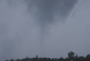 Tornade EF0 de Villennes-sur-Seine (78) du 29 août 2006 Tornade EF0 de Villennes-sur-Seine (78) du 29 août 2006