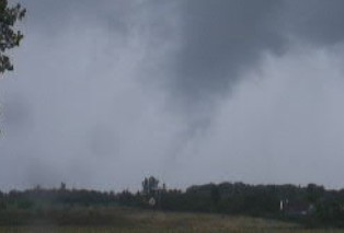 Tornade EF0 de Villennes-sur-Seine (78) du 29 août 2006 Tornade EF0 de Villennes-sur-Seine (78) du 29 août 2006