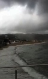 Tornade de Sainte-Maxime le 18 mai 2013 dans le Var : capture vidéo. Tornade de Sainte-Maxime le 18 mai 2013 dans le Var : capture vidéo.