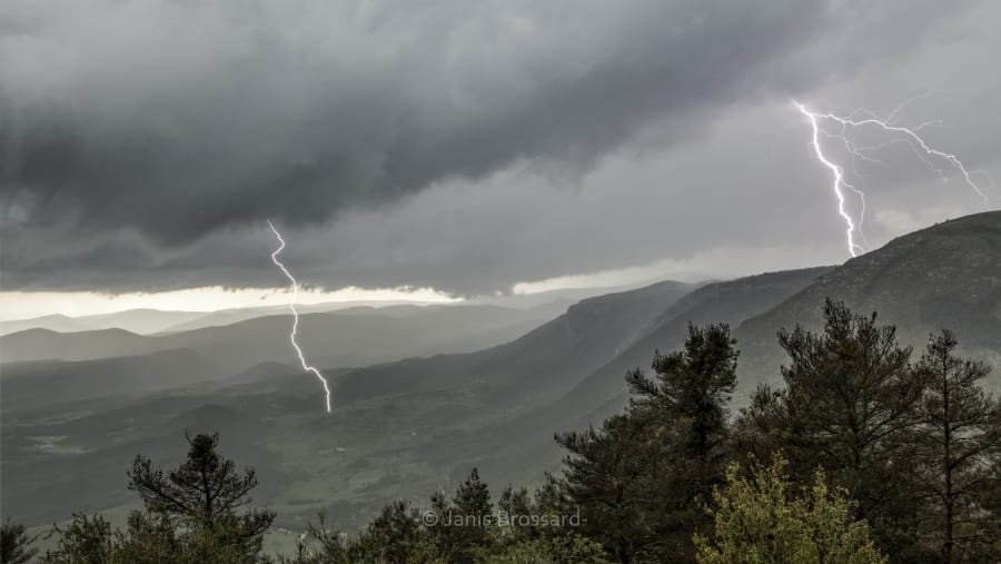 Orage sur le sud-est le 14 mai 2016 - Janis Brossard