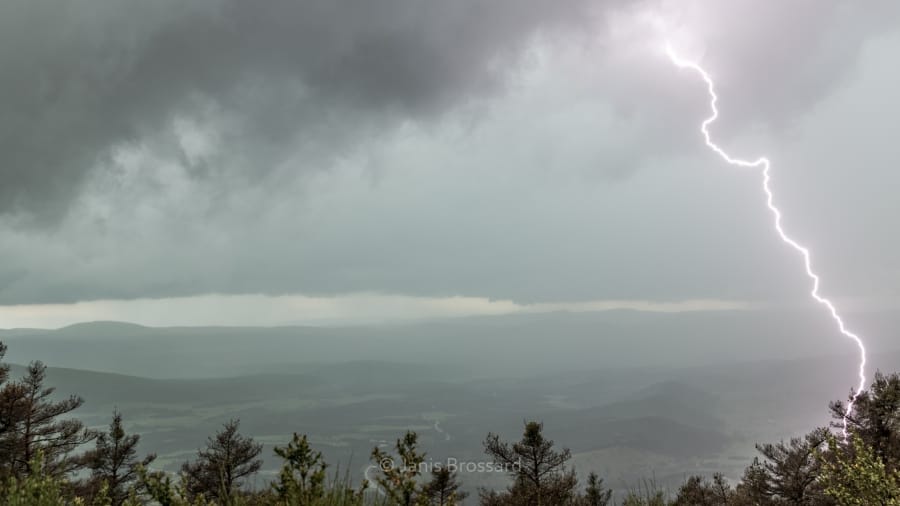 Orage sur le sud-est le 14 mai 2016 - Janis Brossard