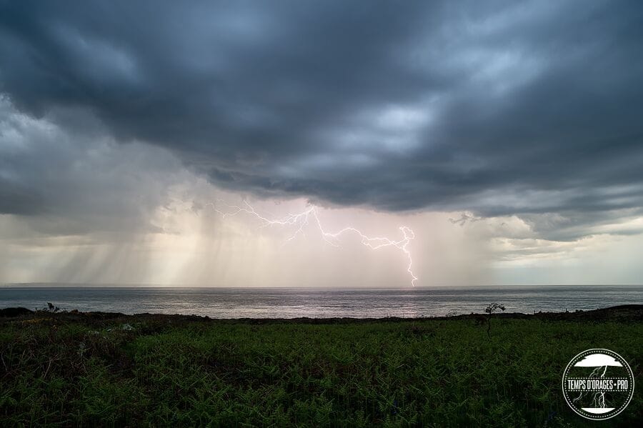 Orage sur Cherbourg (Manche) en fin de journée du 7 mai 2016