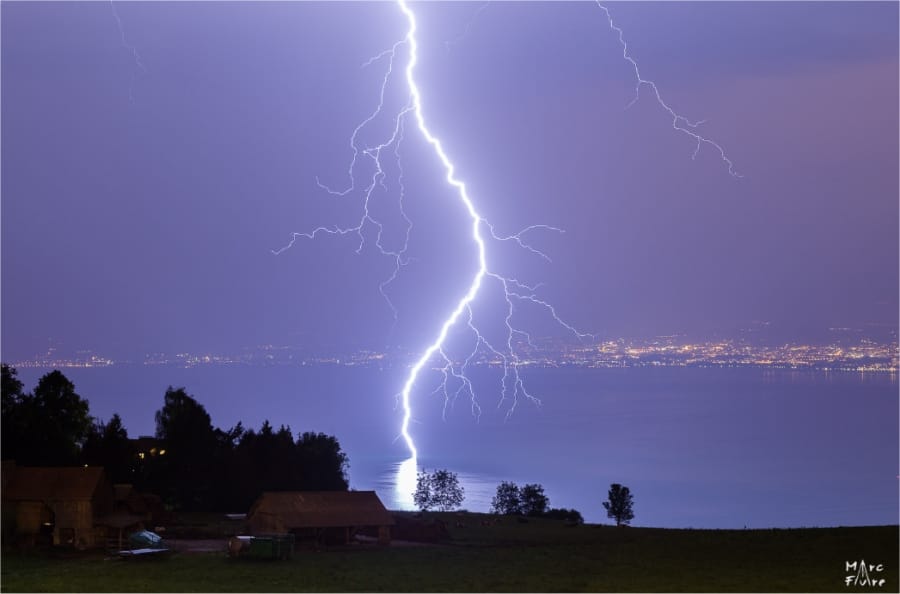 Foudre sur le Léman dans la nuit du 27 au 28 mai 2016