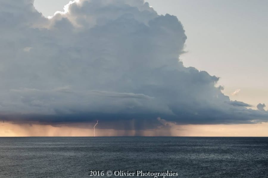 Orage au large du Var le 1er mai 2016