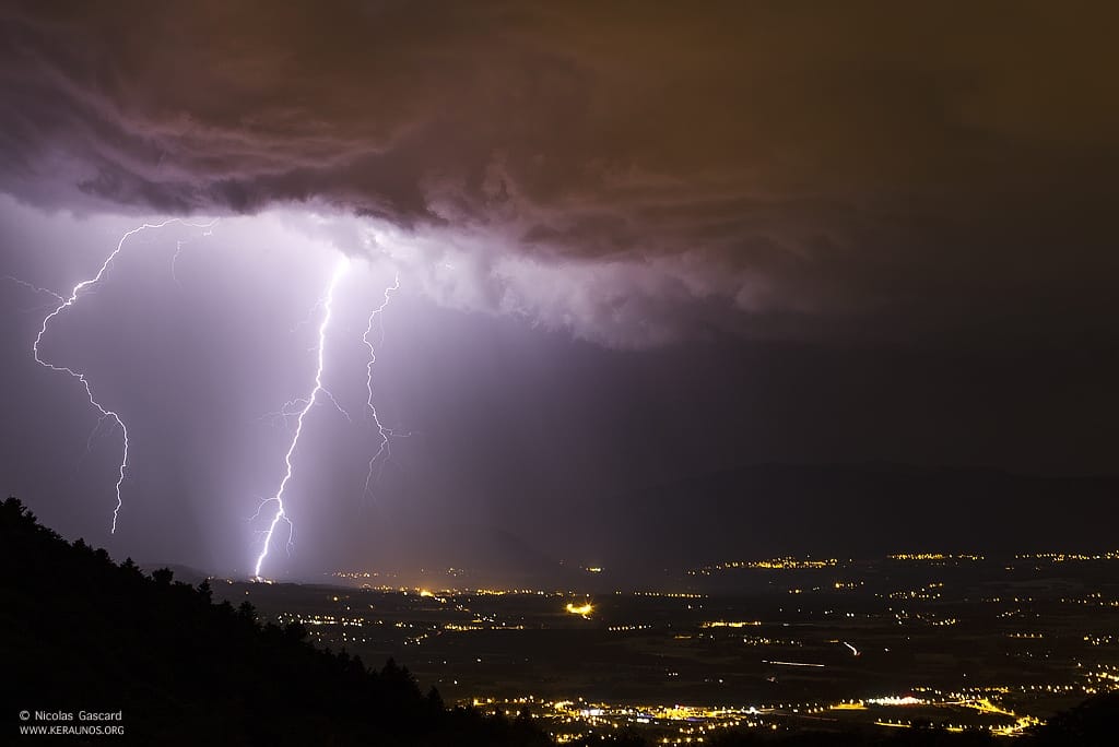 Orages sur les Alpes du nord le 21 juillet 2015