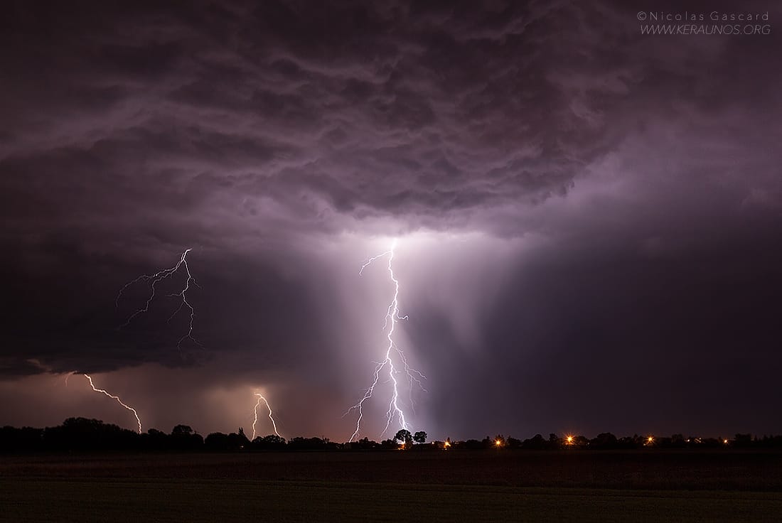 Orages près de Chartres dans la nuit du 21 au 22 mai 2016