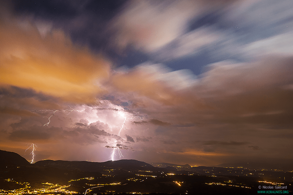 Extranuageux et jeux de lumière entre Haute-Savoie, Savoie, Isère et Ain le 29 mai 2015