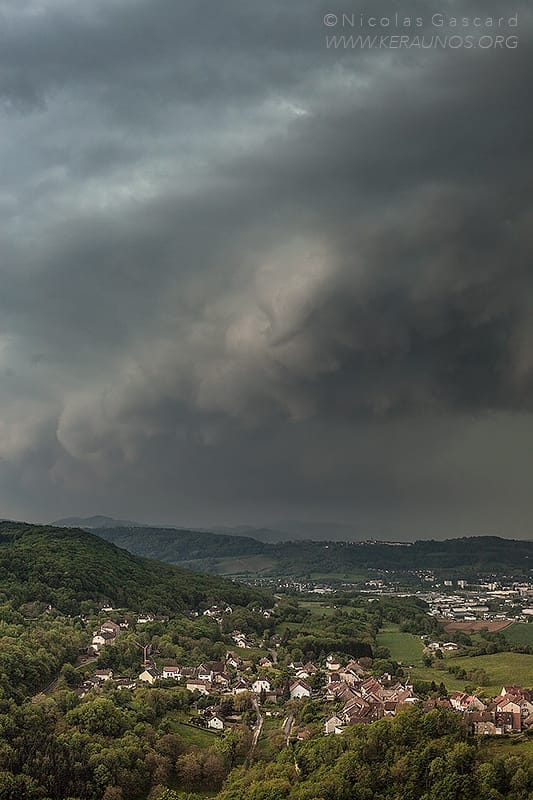 Orage dans le Jura ce 18 mai 2016 - Nicolas Gascard