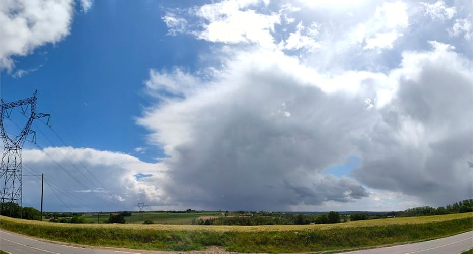 Orages de masse d'air froid autour de Rennes, le 24 mai 2021