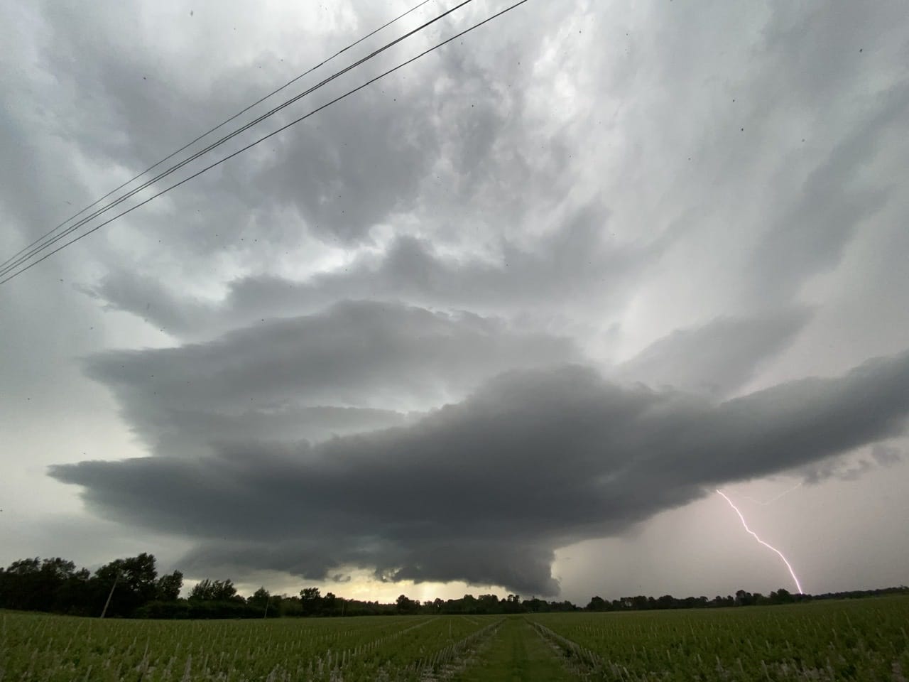 Supercellule en Gironde le 9 mai, par Simon