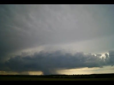 Microrafale dans l'Indre le 7 juin 2013. (c) Yann Beunaiche