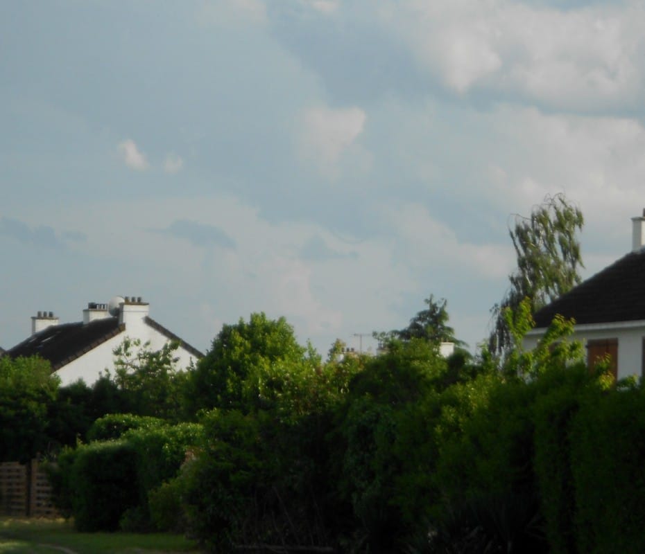 Tuba "noeud-papillon" dans le ciel de la Seine-et-Marne le 6 juin 2013. (c) Sebastian Klimowicz