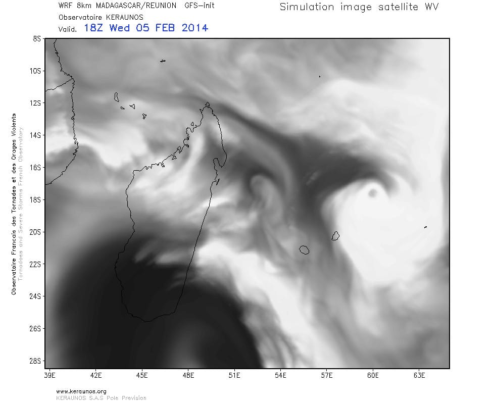Exemple de simulation d'image satellite WV - WRF 8km Réunion - KERAUNOS 