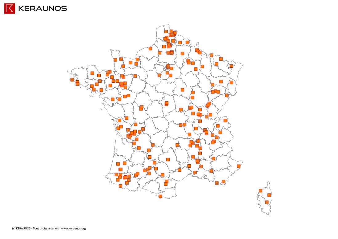 Carte des dégâts dus à la foudre relevés en France en 2013. (c) KERAUNOS