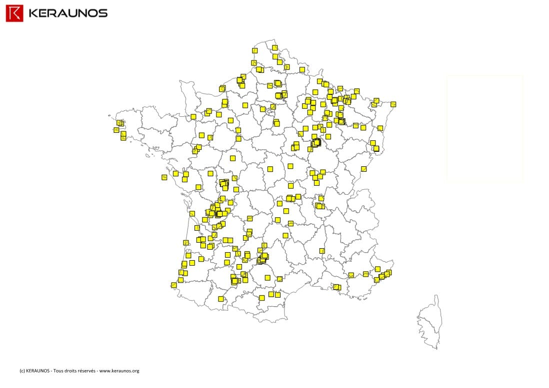 Carte des rafales convectives (> 90 km/h) relevées en France en 2013. (c) KERAUNOS