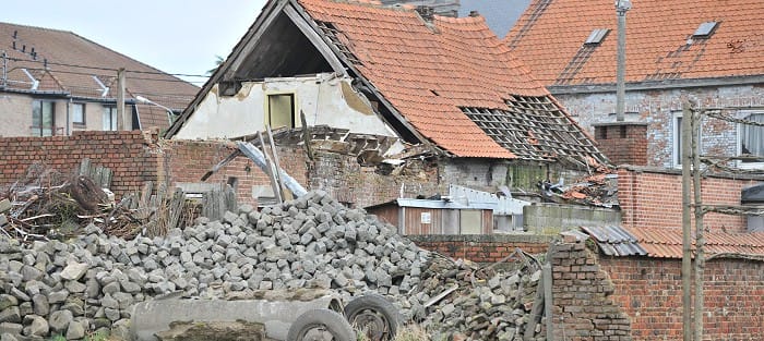 Corps de ferme endommagé à Rekkem (Belgique) lors de la tornade EF2 de Halluin/Rekkem