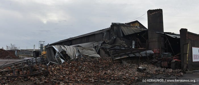 Briqueterie partiellement soufflée par la tornade du 3 janvier 2014, à Leers, près de Lille (Nord).. (c) KERAUNOS Briqueterie partiellement soufflée par la tornade du 3 janvier 2014, à Leers, près de Lille (Nord).. (c) KERAUNOS
