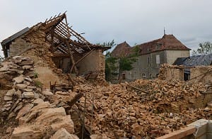 Tornade EF3 d'Etrochey (Côte-d'Or) le 19 juin 2013. (c) KERAUNOS