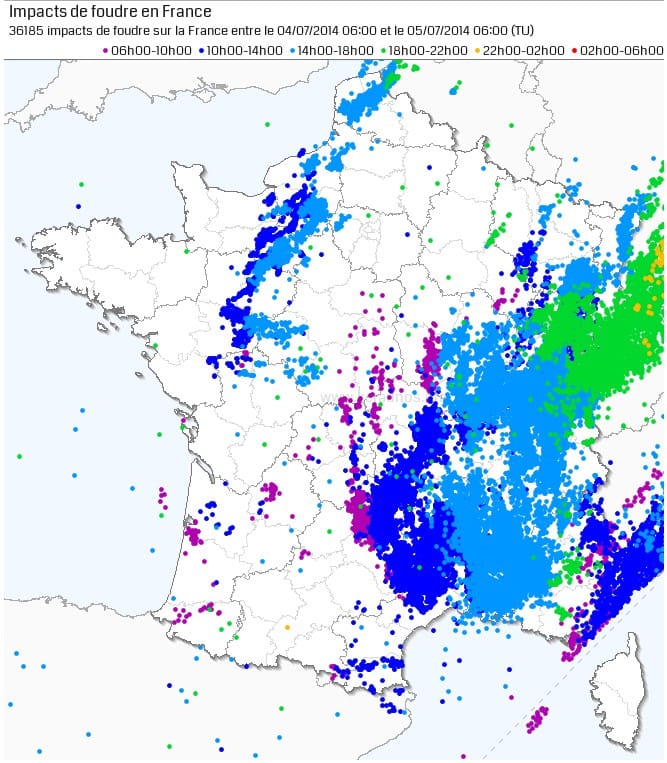 Impacts de foudre relevés entre 6h TU le 4 et 6h TU le 5 juillet 2014