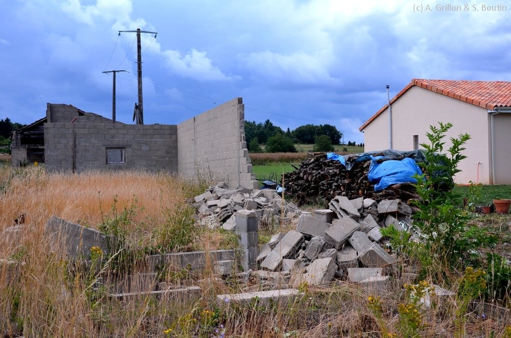 Dommages causés par la microrafale de Valdivienne (Vienne) du 28 juin 2014. (c) A. Grillon & S. Boutin - KERAUNOS Dommages causés par la microrafale de Valdivienne (Vienne) du 28 juin 2014. (c) A. Grillon & S. Boutin - KERAUNOS