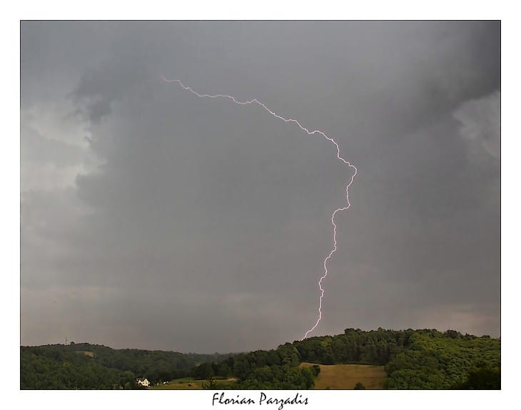 Orage dans le Lot, par F. PARZADIS le 18 juin 2014