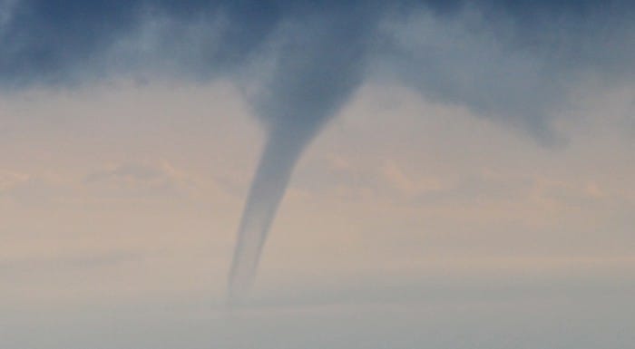 Tuba dans les environs d'Aubigny-au-Bac (Nord), le soir du 3 juin 2014. (c) Clément Duchatelet Tuba dans les environs d'Aubigny-au-Bac (Nord), le soir du 3 juin 2014. (c) Clément Duchatelet