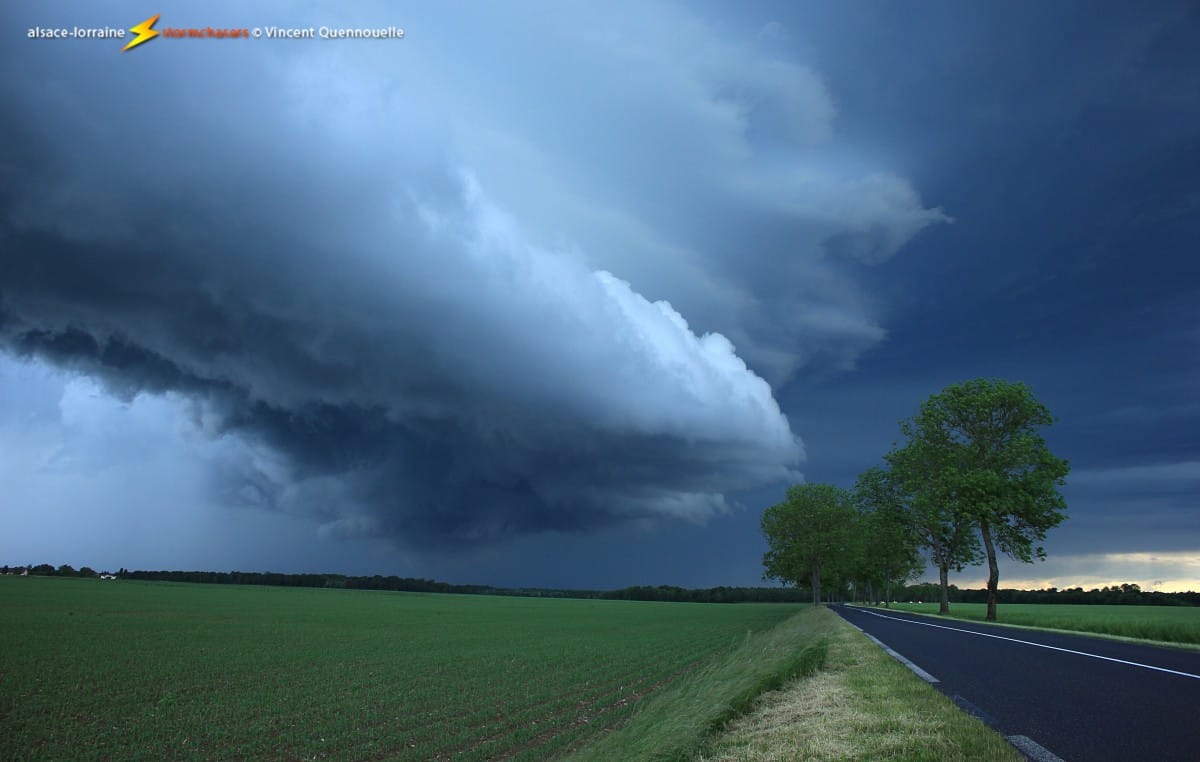 Supercellule près de Laimont dans la Meuse le 23 mai 2014 - (c) Vincent QUENOUELLE