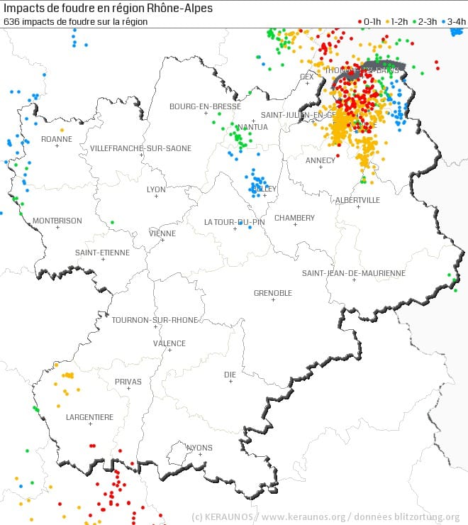 Impacts de foudre entre 18h00 et 22h00 locales, le 23 mai 2014. (c) KERAUNOS. Données foudre Blitzortung. Impacts de foudre entre 18h00 et 22h00 locales, le 23 mai 2014. (c) KERAUNOS. Données foudre Blitzortung.