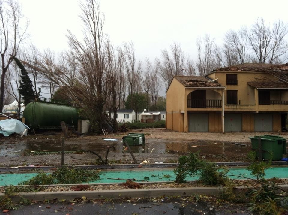 Possible tornade à Sérignan (34) le 28 novembre - Jean Pierre Amarger Possible tornade à Sérignan (34) le 28 novembre - Jean Pierre Amarger