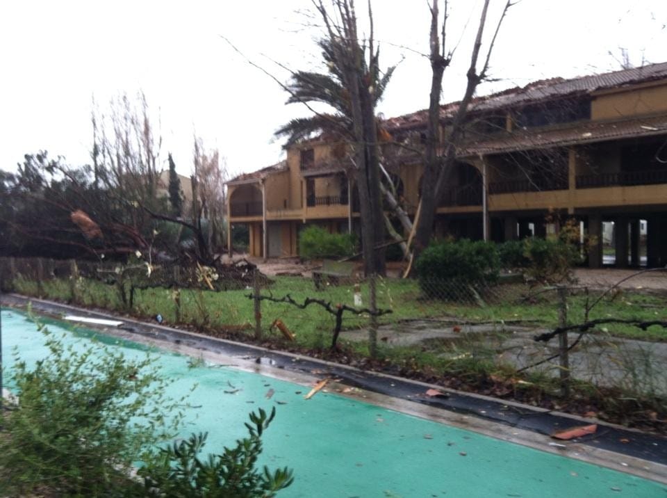 Possible tornade à Sérignan (34) le 28 novembre - Jean Pierre Amarger Possible tornade à Sérignan (34) le 28 novembre - Jean Pierre Amarger