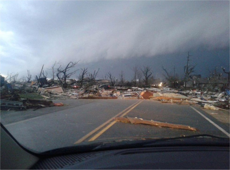 Dégâts à Fairdale suite à la tornade du 9 avril 2015
