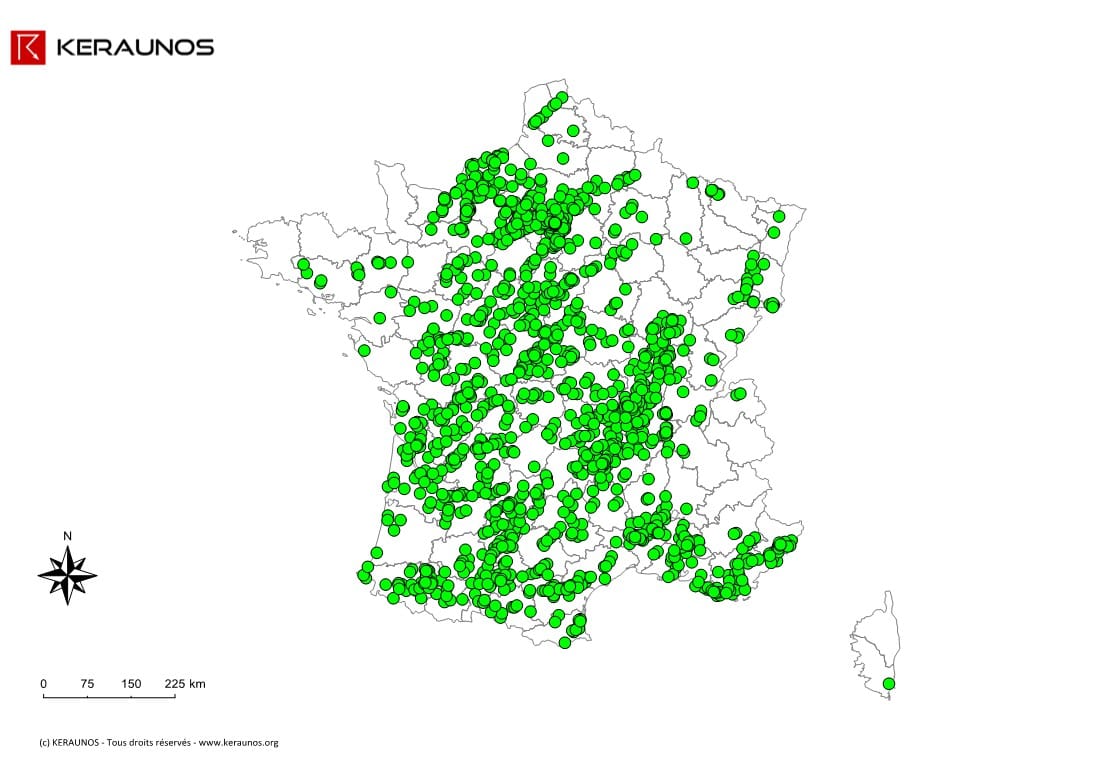 Carte des chutes de grêle (> 2 cm) relevées en France en 2014. (c) KERAUNOS