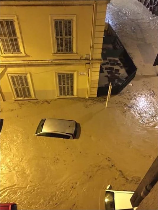 03/10/2015: Inondations à Nice @PetiteMinette - keraunos.org