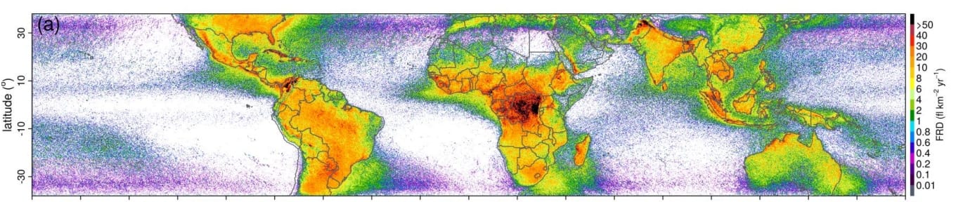 Climatologie de la foudre en résolution 0.1° en éclairs/km²/an - Where are the lightning hotspots on Earth ?