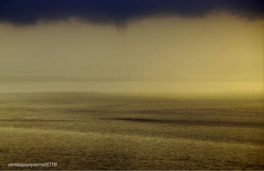 Trombe marine au nord de Bastia le dimanche 15 mai 2016. Photo Jean-Pierre Olmeta.