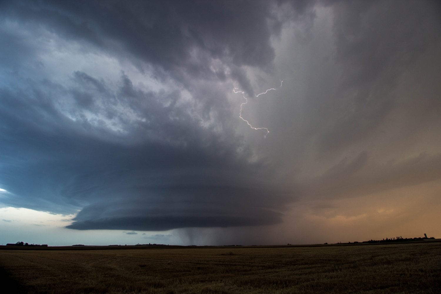  Les orages en France en 2022 : bilan national d'une année très contrastée