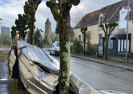 Phénomène venteux destructeur dans l'Indre le 31 mars