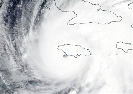 L'ouragan Melissa, d'une extrême intensité, frappe la Jamaïque le 28 octobre